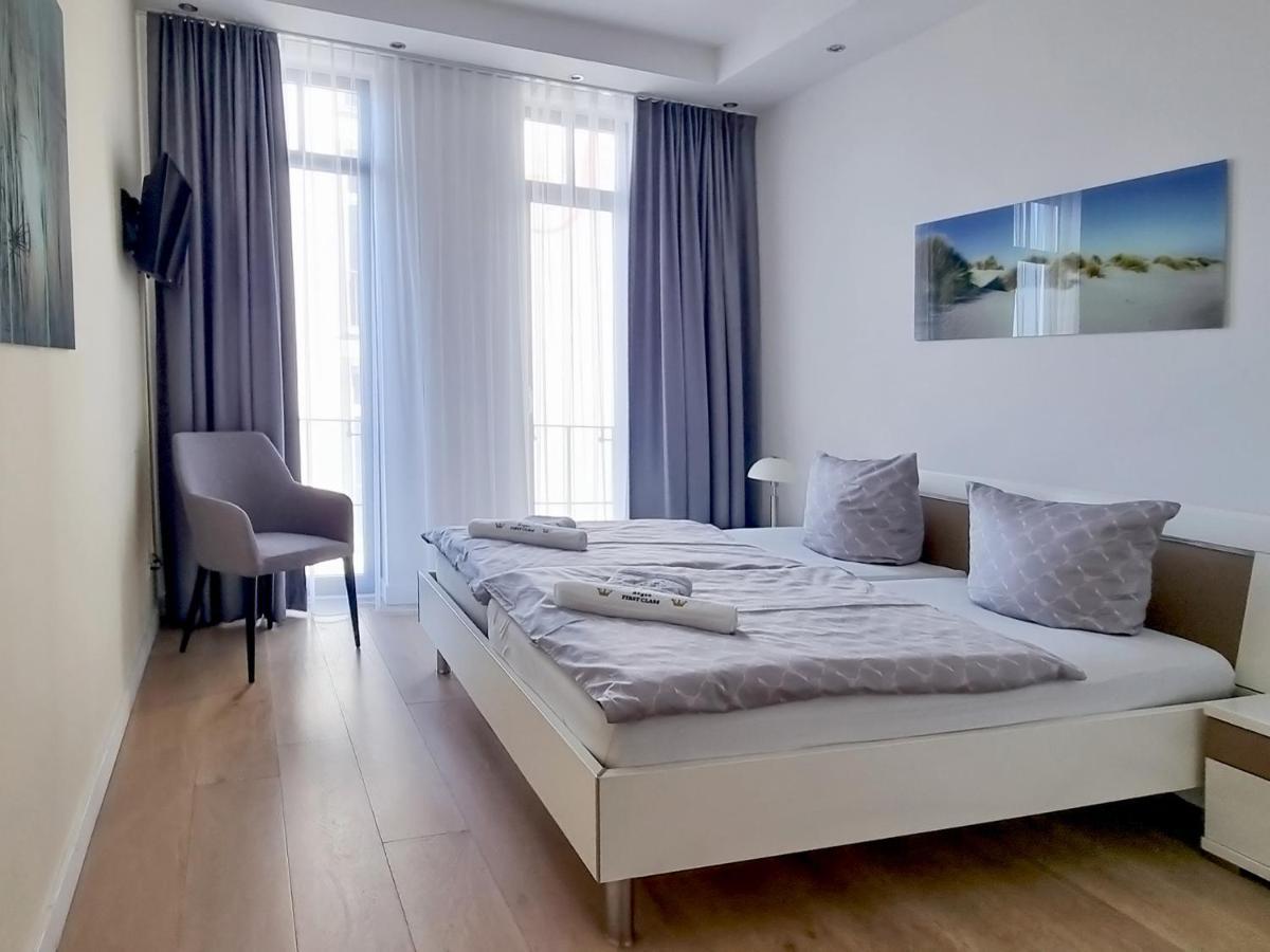 Villa Claire - Meerblicksuite "Sunrise Queen" Зеллин Экстерьер фото